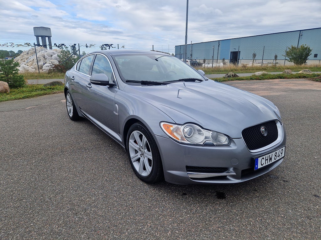 Jaguar XF 3.0 V6  275 hk Svensk såld 