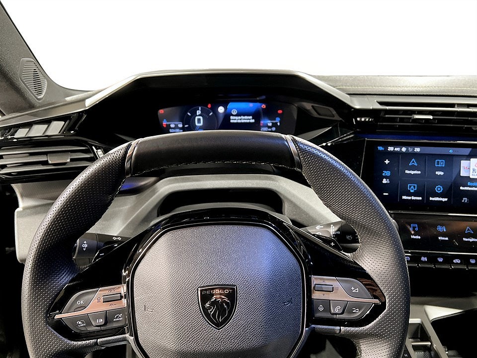 Bild på Peugeot 308 5D GT 1.2 PT 130hk Aut - B-KAMERA,NAV,CARPLAY