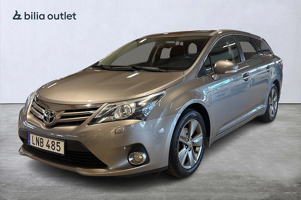 Toyota Avensis Kombi 1.8 Valvematic Edition 50/  / Navi / B-Kamera