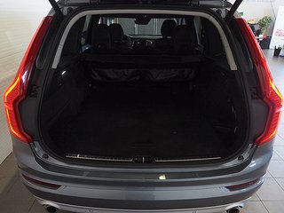 SUV Volvo XC90 21 av 21