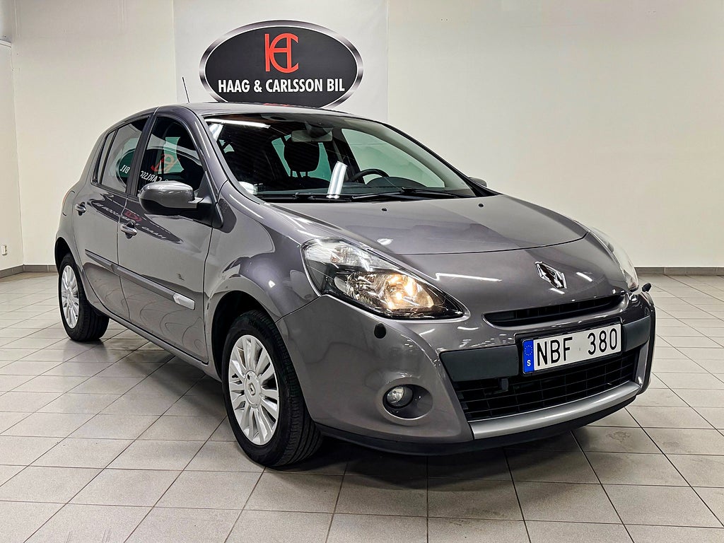 Renault Clio 5-dörrars Halvkombi 1.2 75hk Lågmilare