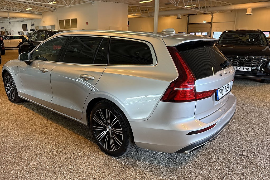 Volvo V60 Recharge T6 AWD Geartronic Kamera H/K Navi Värmare  miniatyr 4