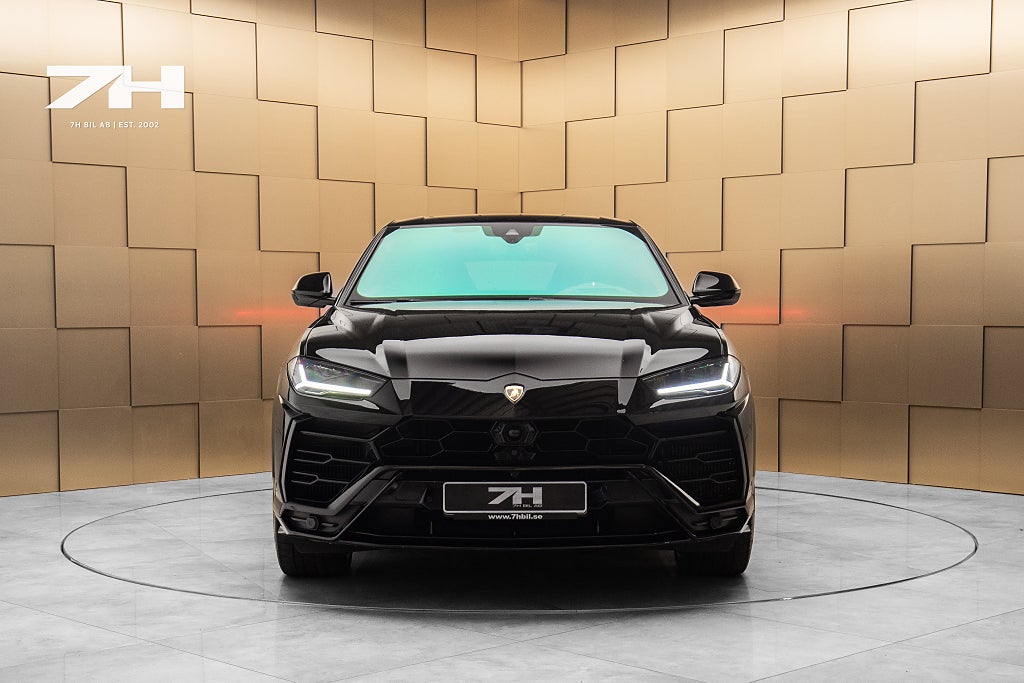 Lamborghini Urus B&O / 360° / HuD / Massage