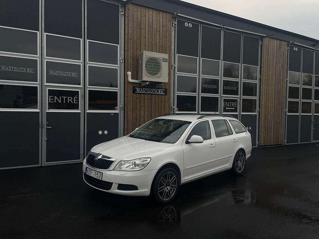 Skoda Octavia Kombi 1.6 TDI Ambiente Euro 5