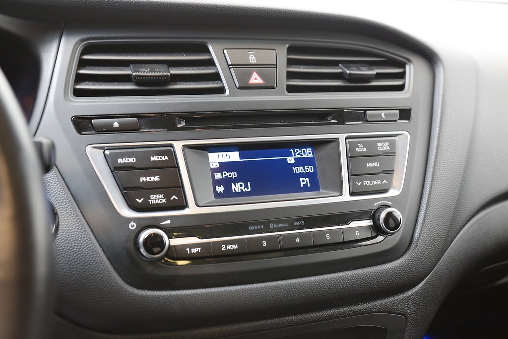 Hyundai i20 1,4 Premium 101hk 5D Panorama Kamera 2016