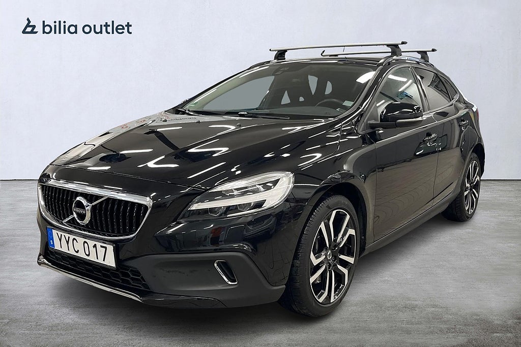Volvo V40 Cross Country T3 Kinetic 152hk Värmare Klimatpaket VOC Nyservad 