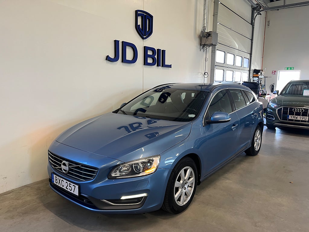 Volvo V60 D4 Aut Momentum Skinn Värmare 181hk 