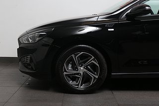 Halvkombi Hyundai i30 5 av 18