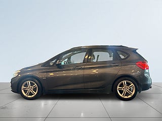BMW 220D xDrive Active Tourer MoK/Psens/Drag – bild 4