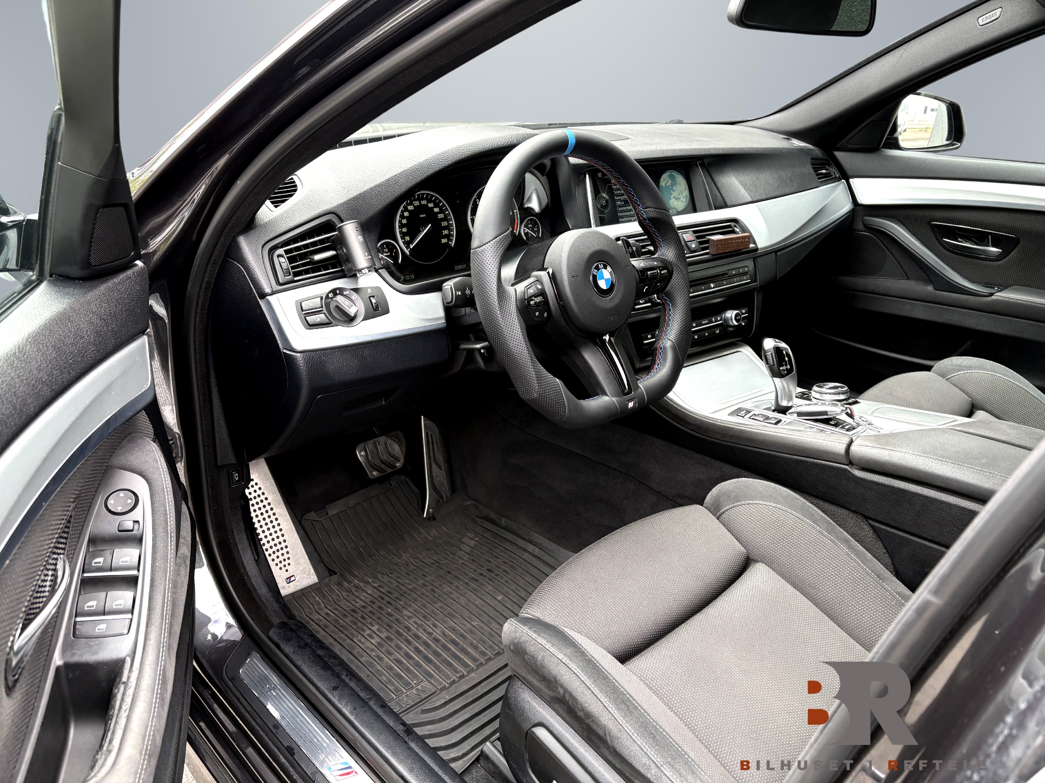 BMW 520 2014, bild 6/43