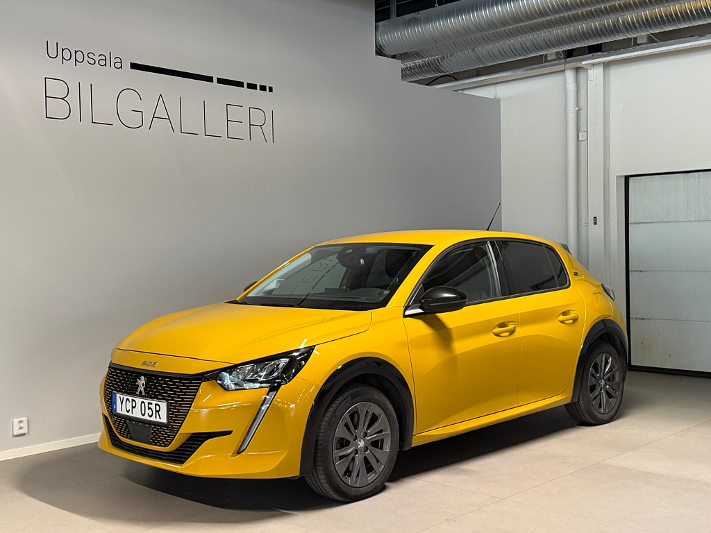 Peugeot E-208 Allure 50kwh - apple carplay, backkamera