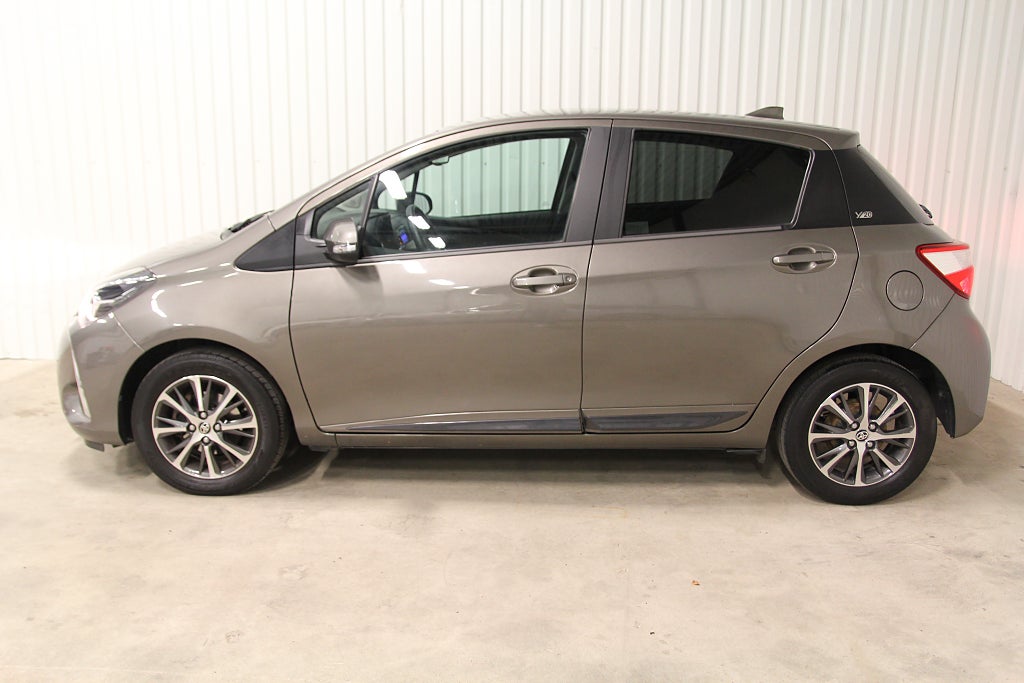 Toyota Yaris 5-dörrar 1.5 VVT-iE Active Jubileumsmodell