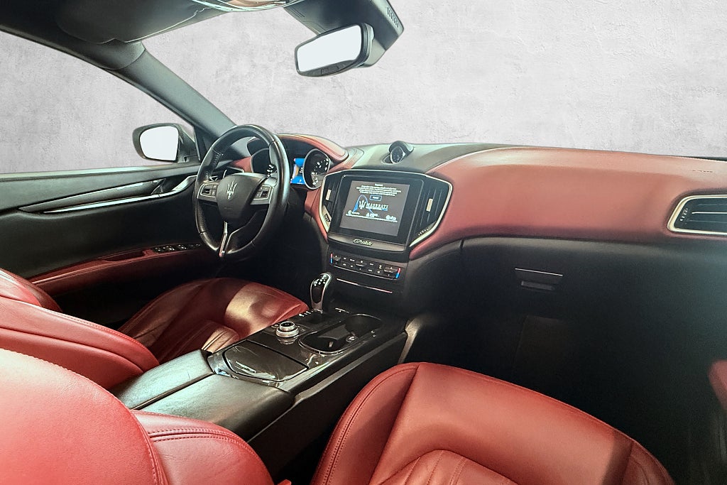 Maserati Ghibli 2016 - miniatyr 16