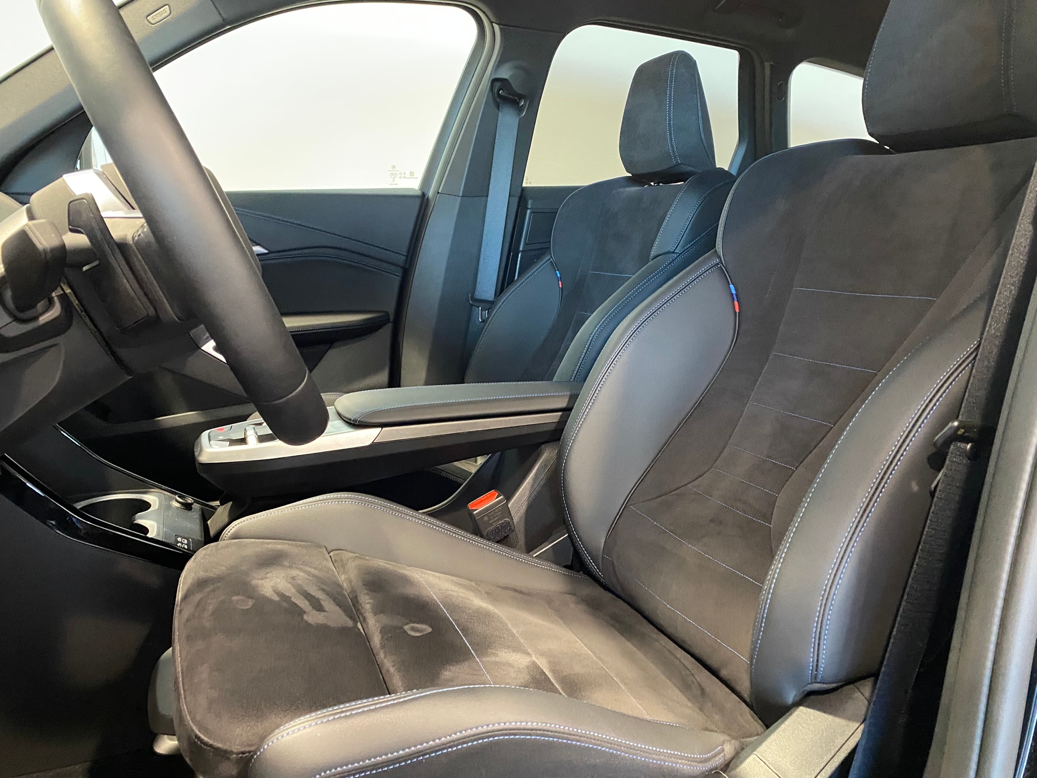 BMW X1 sDrive18i M-Sport Rattvärme Drag 2025, bild 5/42