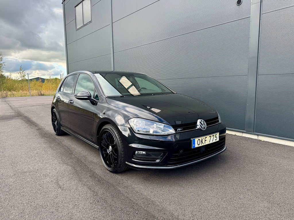 Volkswagen Golf 5-dörrar 1.4 TSI 150hk  R-Line GT Drag/Värmare/Carplay