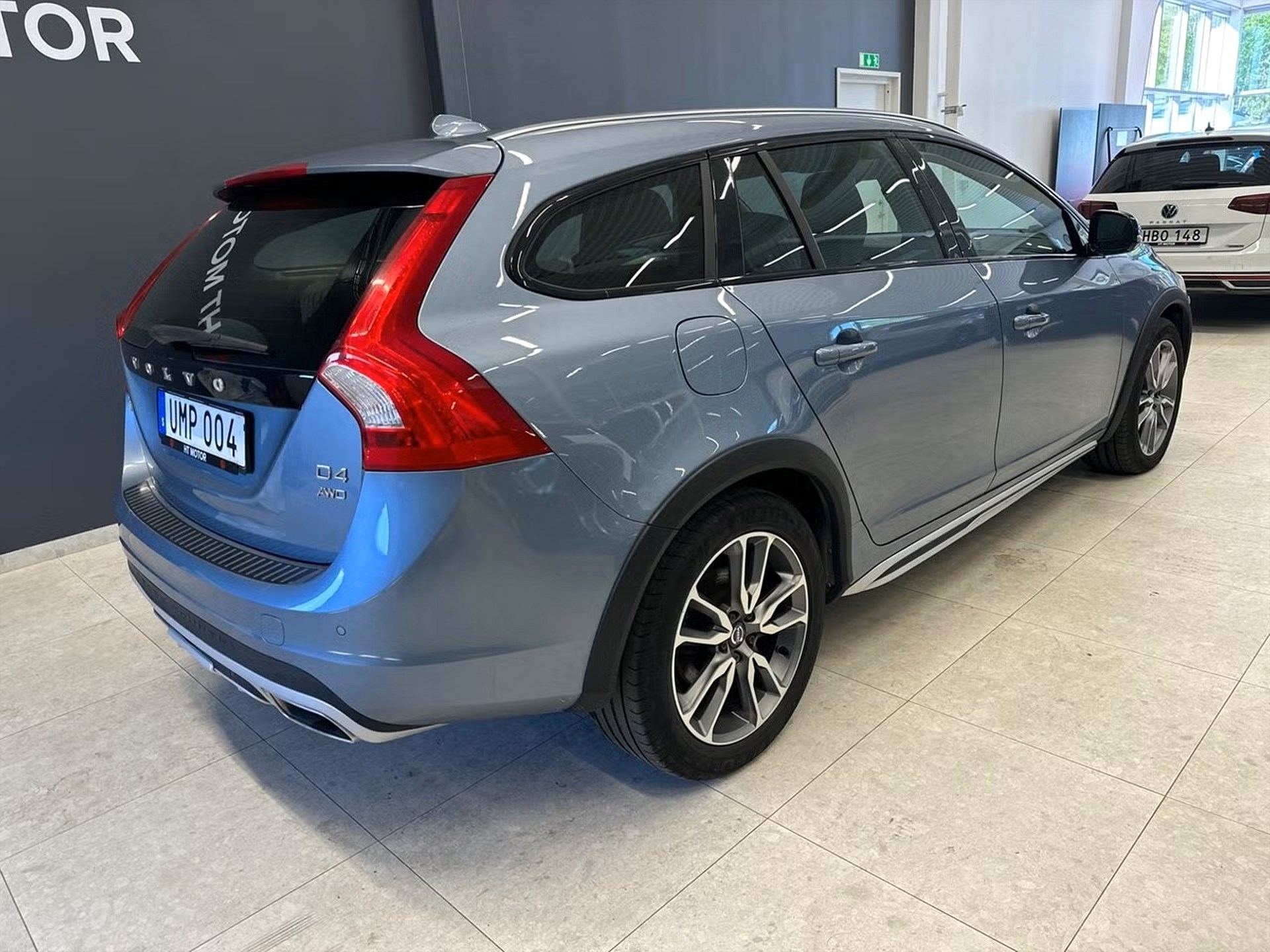 Volvo V60 Cross Country 2017, kuva 5/36