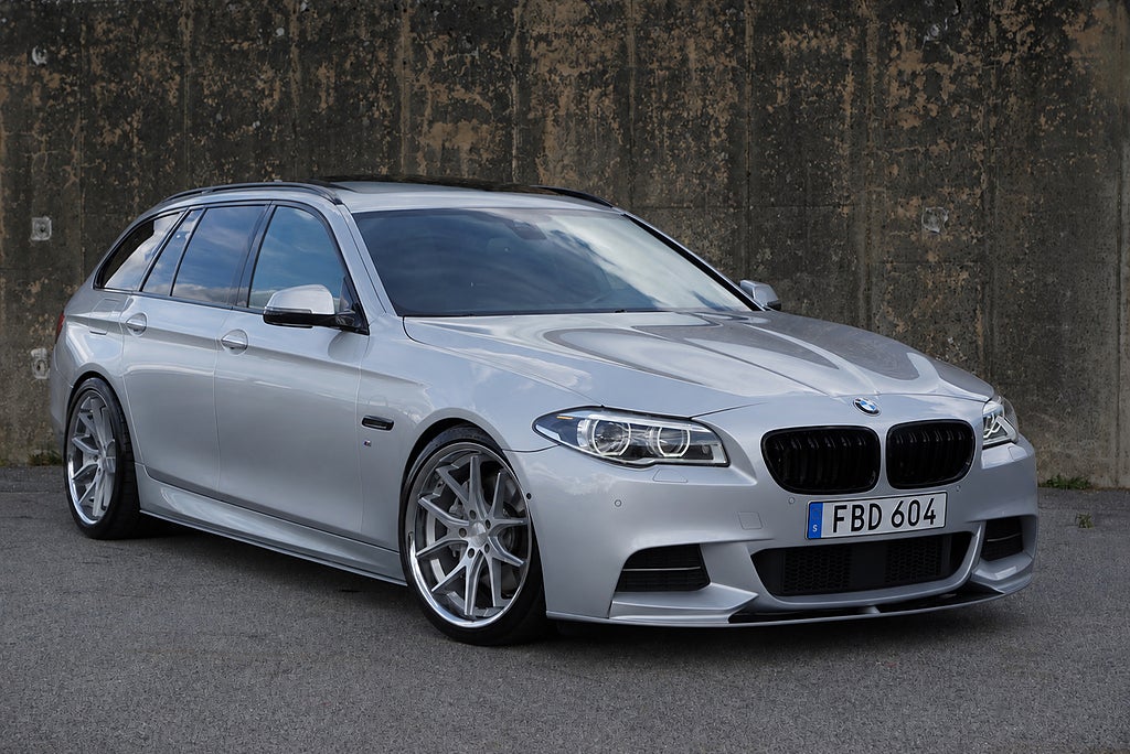 BMW 530D xDrive Innovation Edition M Sport|Pano|H&K|360°|HuD|