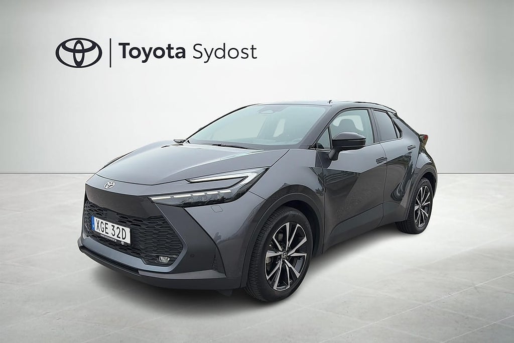 Toyota C-HR 1,8 Hybrid Style Teknikpaket Bi-Tone 140hk, D...