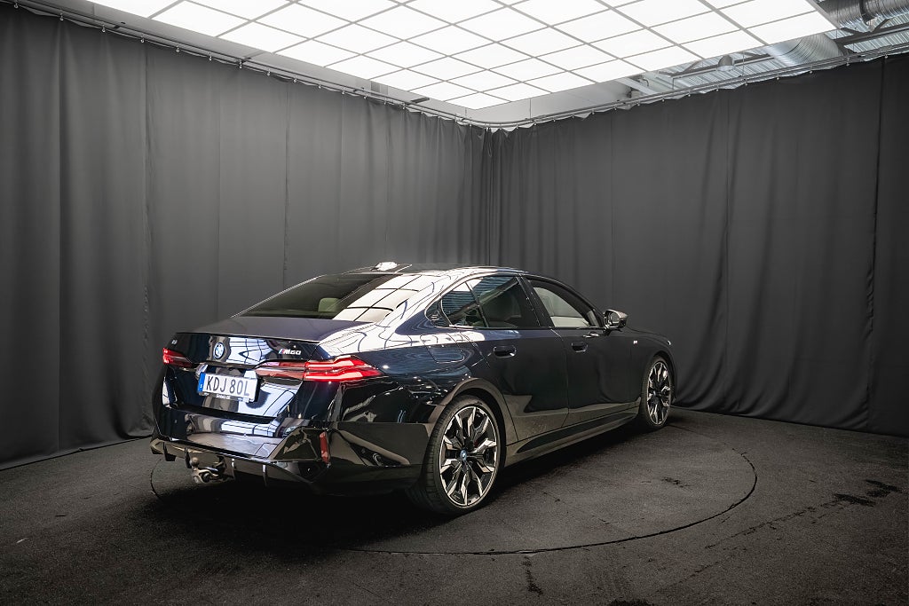 BMW i5 M60 xDrive PRO B&W PANO 21'' CARBON DRAG 360° HUD MOMS