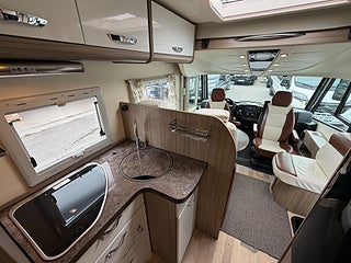 Husbil-integrerad Chausson EXALTIS 7018 (150HK) Queensbed + hyttsäng! ALDE vattenburen! 15 av 21