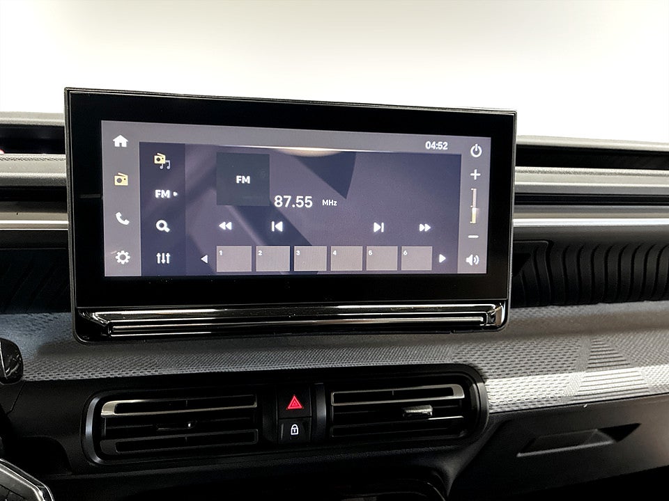 Bild på Citroën C3 Aircross Plus PureTech 100hk - OMGÅENDE LEVERANS!