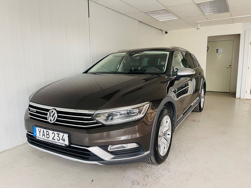 Volkswagen Passat Alltrack 2.0 TDI 190HK 4M Executive Drag D-värmare Skinn