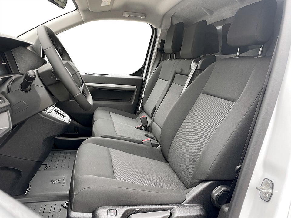 Bild på Peugeot Expert Plus 150hk Aut L3 - EDITION! SERVICE & VINTERHJUL INGÅR