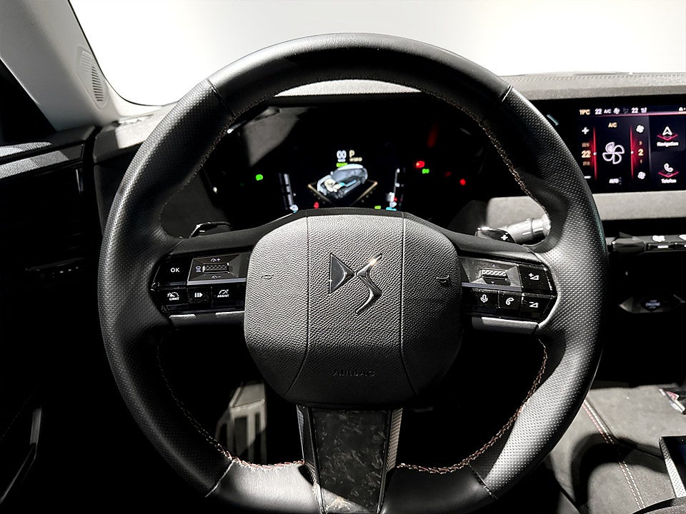 Bild på DS 4 E-Tense P.Line+ 225hk Aut INK. TRYGGHETSPAKET