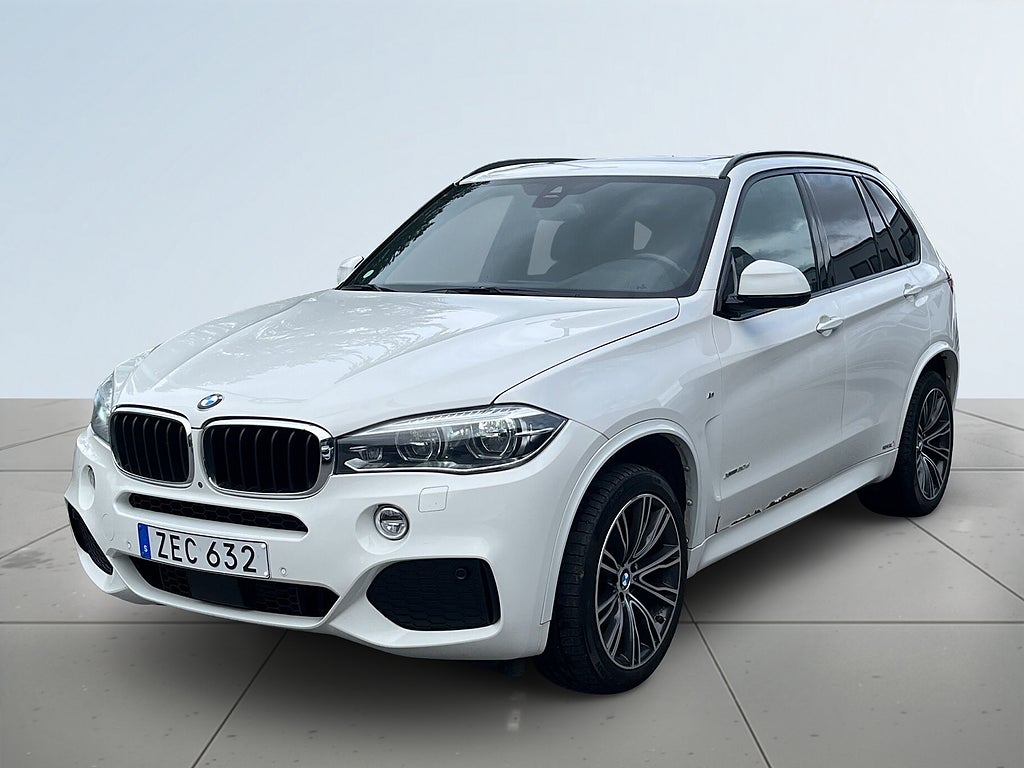 BMW X5 xDrive30d Aut M Sport 360/HuD/Pano/Skinn/Drag/Dvärm/SoV