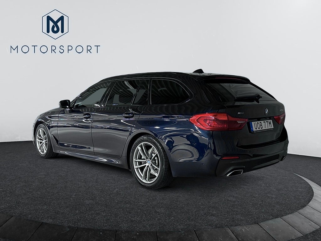 BMW 520d xDrive Touring M Sport Dragkrok Värmare Carplay HiFi bild 4
