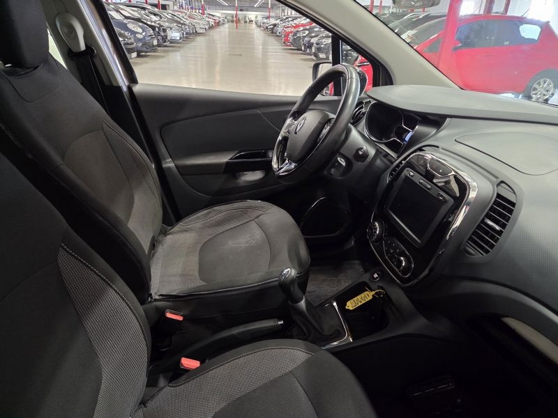 Renault Captur 0,9 TCe 90 hk Manuell 2wd 2014, bild 4/40