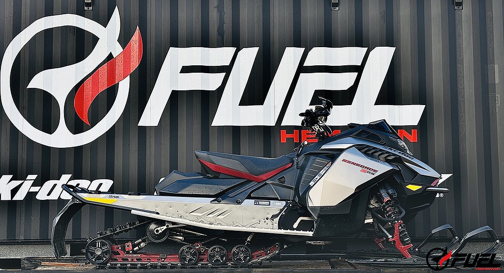 Ski-Doo Renegade XRS 850 E-TEC