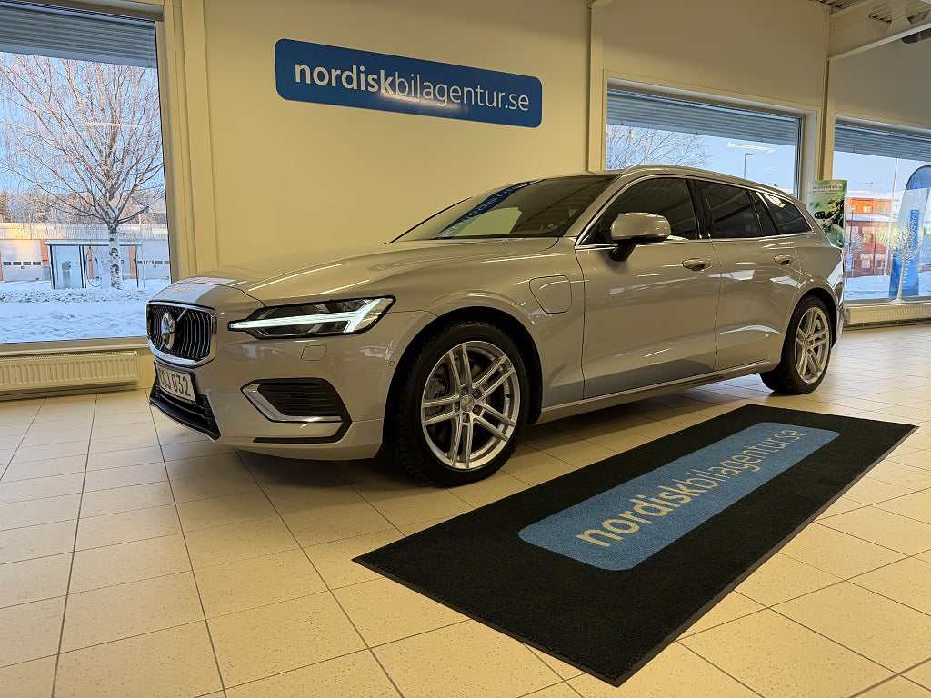 Volvo V60 Recharge T6 350hk Aut AWD Core Bright Google*Moms/VAT* 
