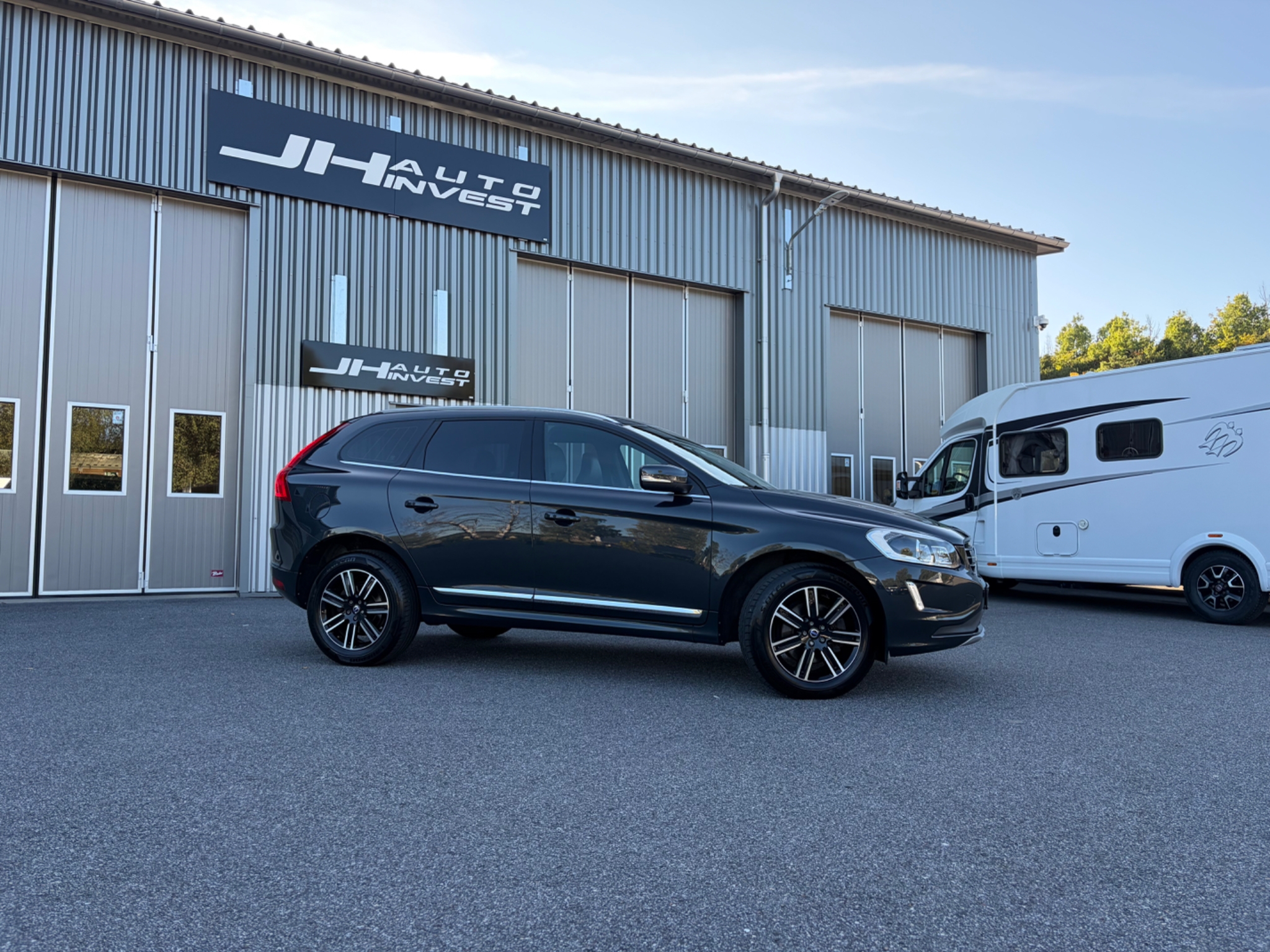 Volvo XC60 2017, bild 2/49