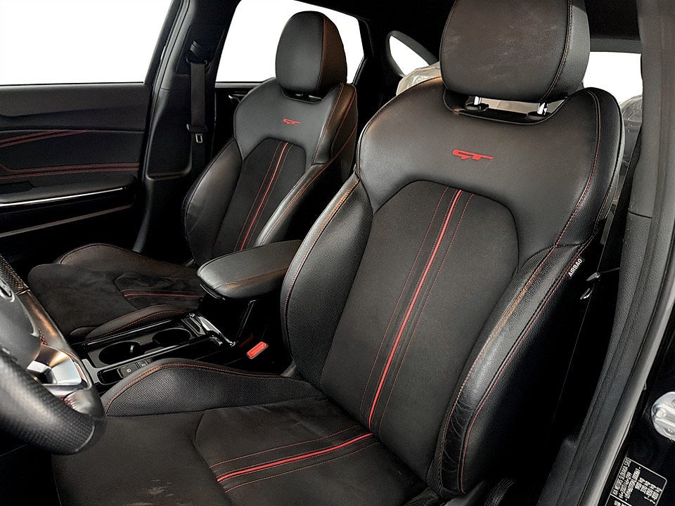 Bild på Kia Ceed ProGT 1.6 T-GDI 204hk Aut - DRAG, B-KAMERA