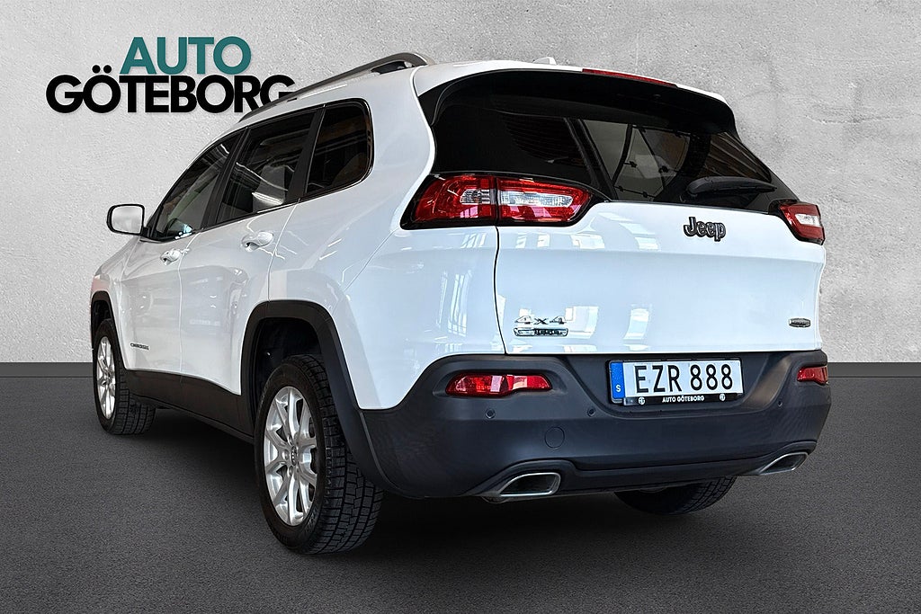 Jeep Cherokee 2.0 CRD 4WD Dragkrok ENDAST 450 MIL 1-Ägare Nyskick