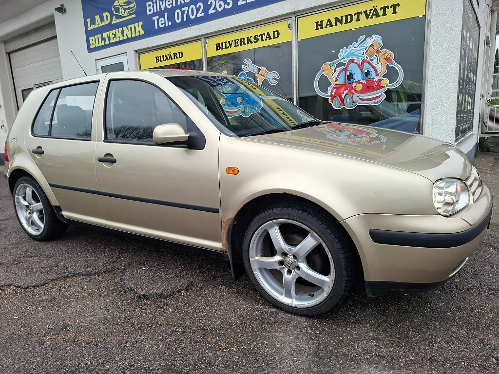 Volkswagen Golf 5-dörrar 1.6 Basis Euro 4