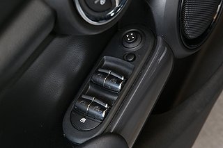 Halvkombi MINI Cooper 10 av 23