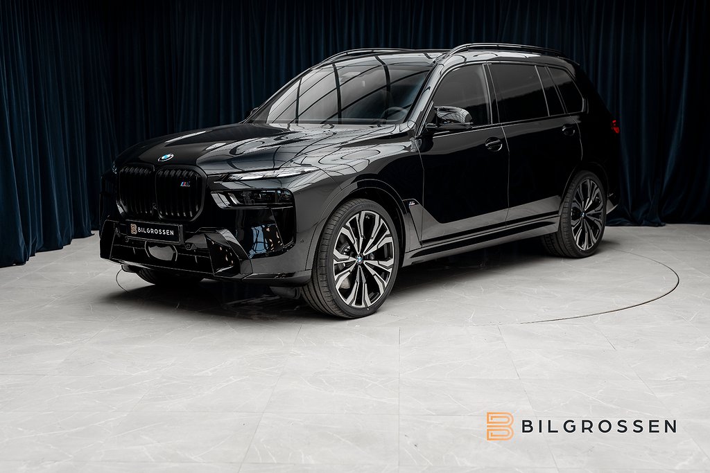 BMW X7 M60i xDrive 530hk M-Sport Pro B&W Sky Lounge Ny MOMS