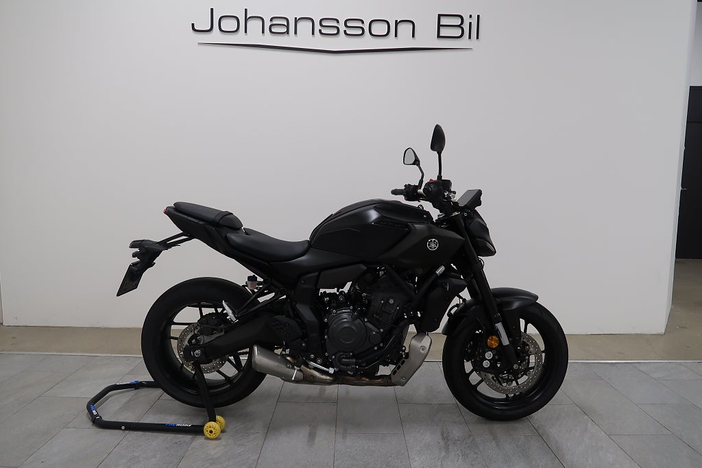 Yamaha MT-07  