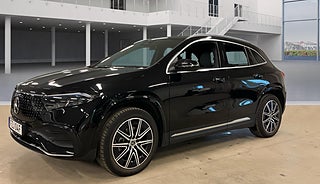 SUV Mercedes-Benz EQA