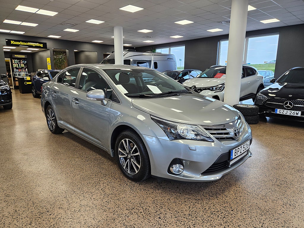 Toyota Avensis Sedan 1.8 Active Backkamera 147hk 