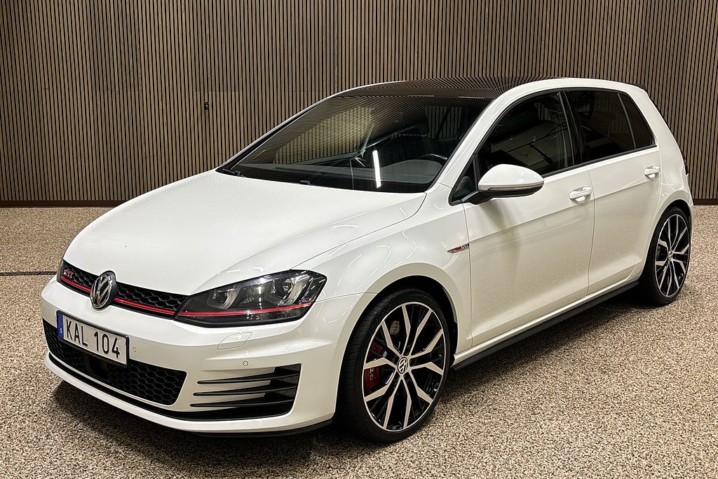 Volkswagen Golf I