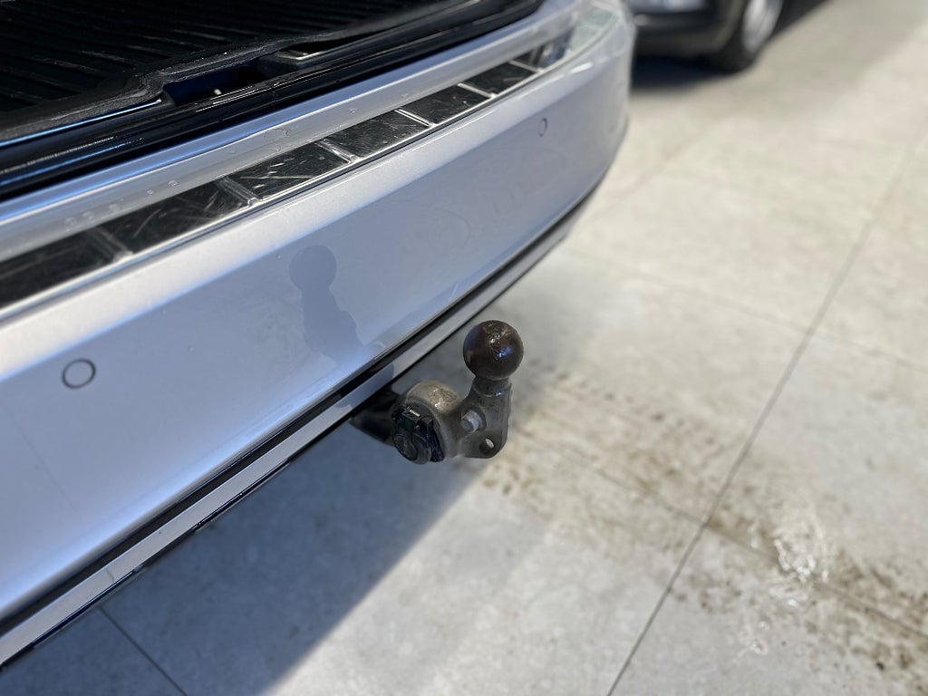Volvo V90 T6AWD/Ultimate Dark/Luft/360-Kamera/Drag/Pano 4.99%