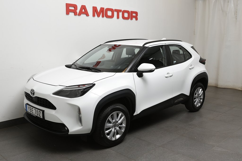 Toyota Yaris Cross 1,5 Hybrid e-CVT Active Motorvärmare 2024
