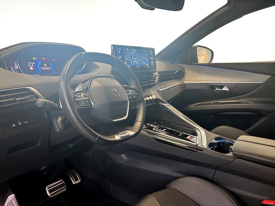 Bild på Peugeot 3008 GT 1.2 PT 130hk Aut B-KAMERA CARPLAY