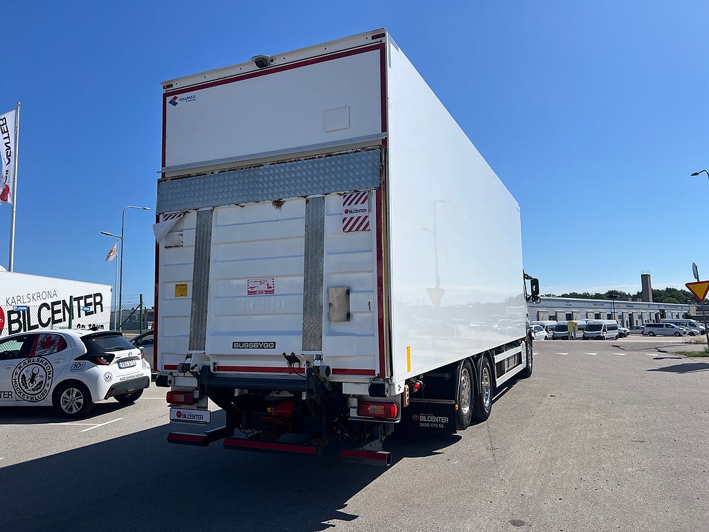 Volvo FM 410 6x2 Skåpbil, Öppningsbarsida, Bussbygg, Värmare