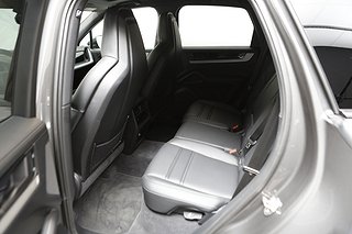 SUV Porsche Cayenne 23 av 25