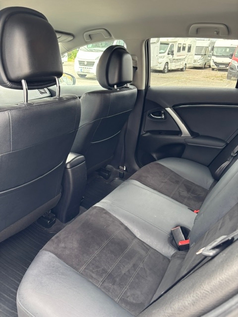 Toyota Avensis 2015, bild 7/43