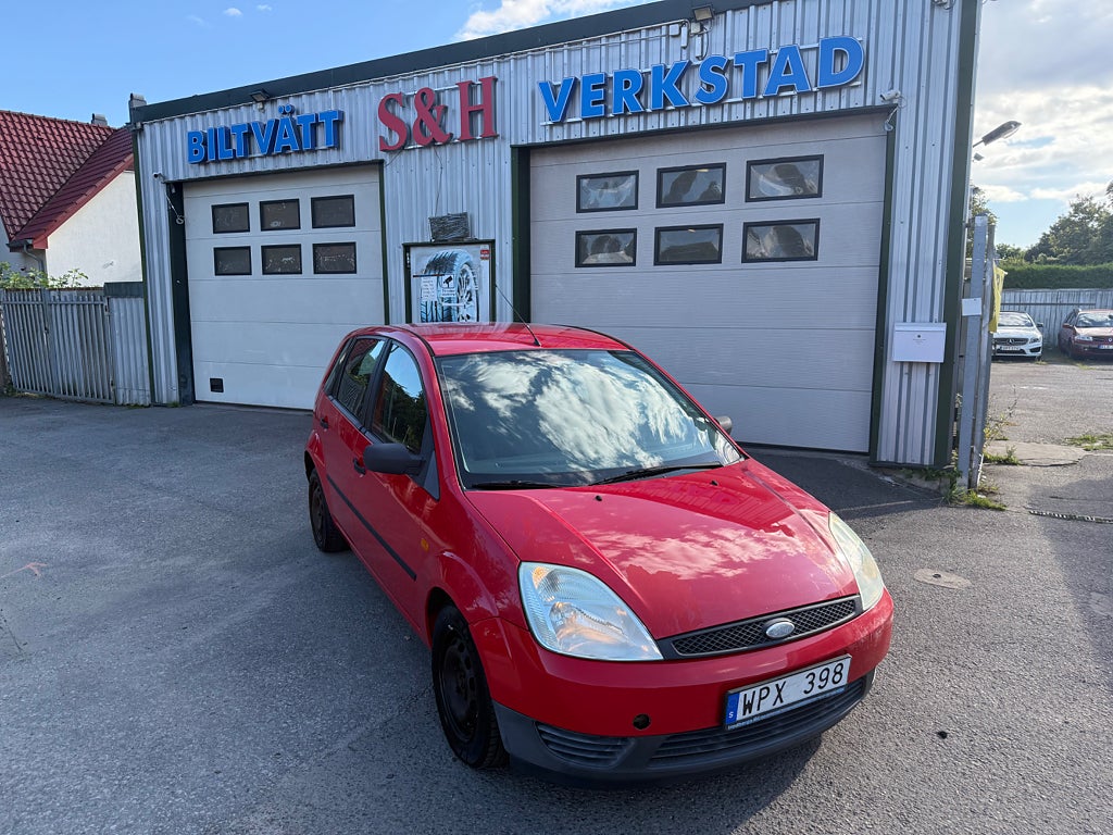 Ford Fiesta 5-dörrar 1.3 Euro 4,Ny servad 